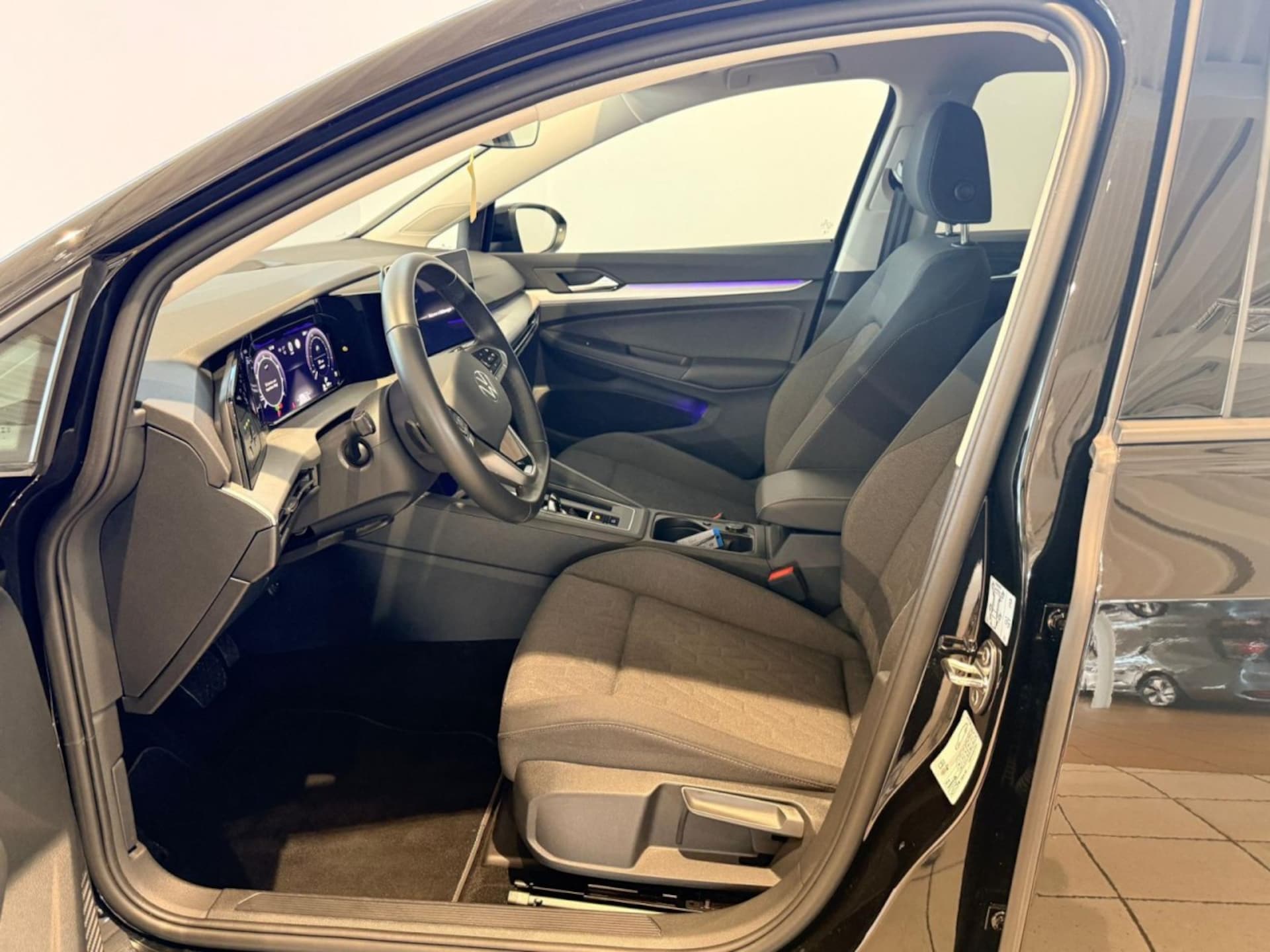 Volkswagen Golf Life
