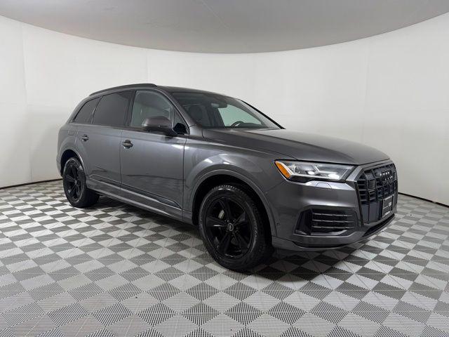 2023 Audi Q7 45 Premium Plus quattro Tiptronic's photo