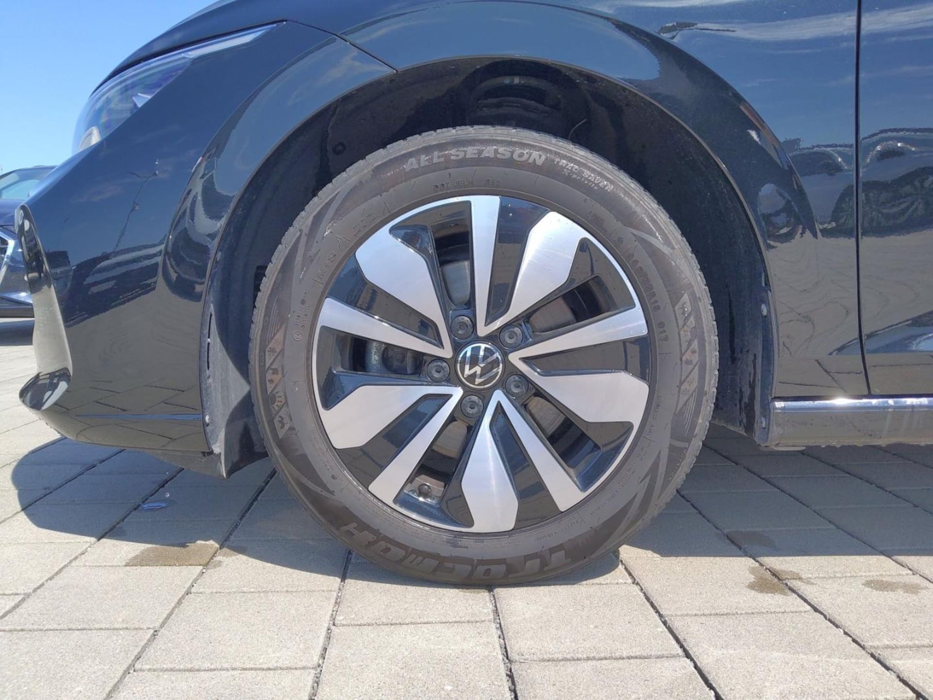 Volkswagen Golf Life