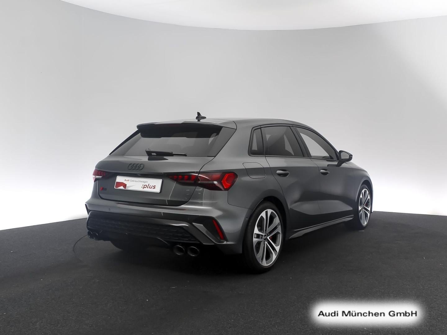 Bild über Audi S3 Sportback TFSI quattro S tronic - für weitere Informationen kontaktieren Sie den Audi Partner