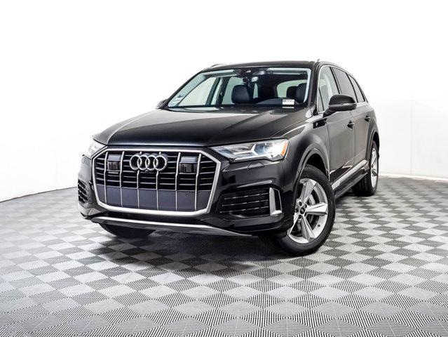2023 Audi Q7 Premium Plus's photo