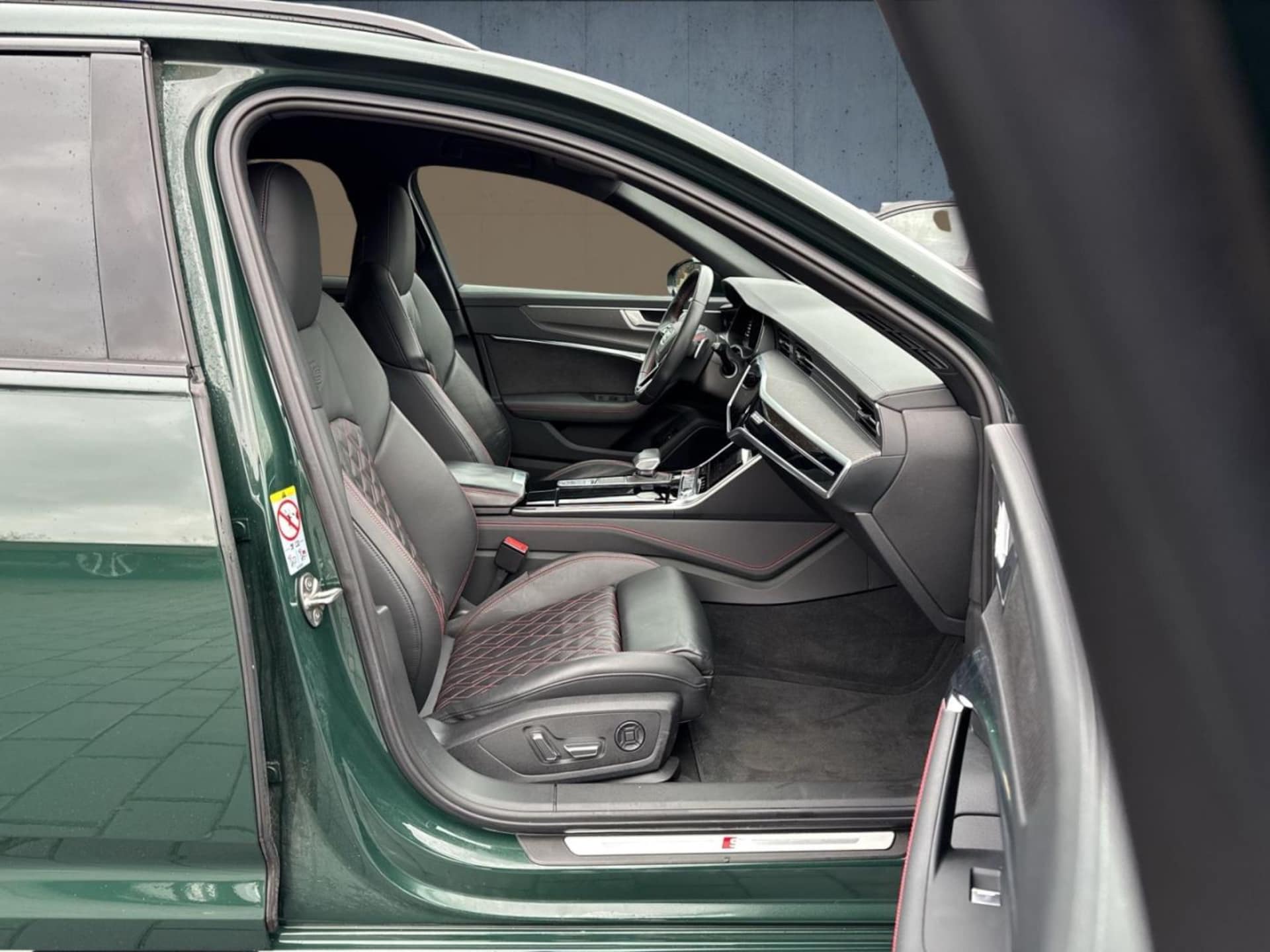 Audi S6 Avant