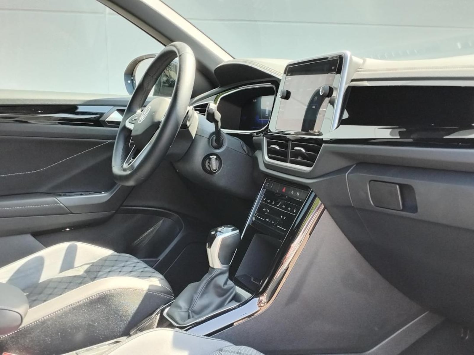 Volkswagen T-Roc – Bild 13