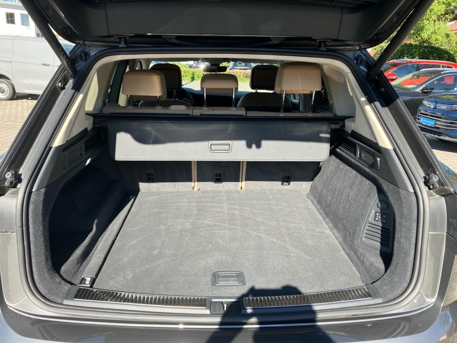 Volkswagen Touareg – Bild 8