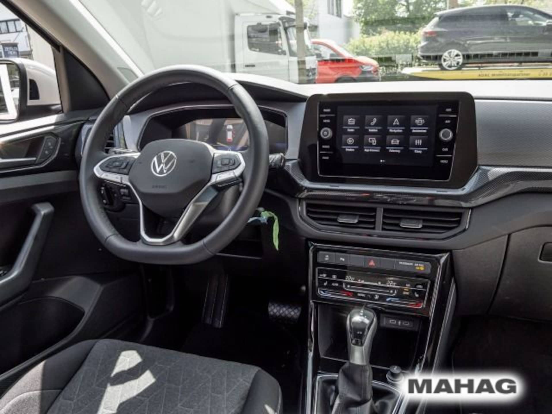 Volkswagen T-Cross Life