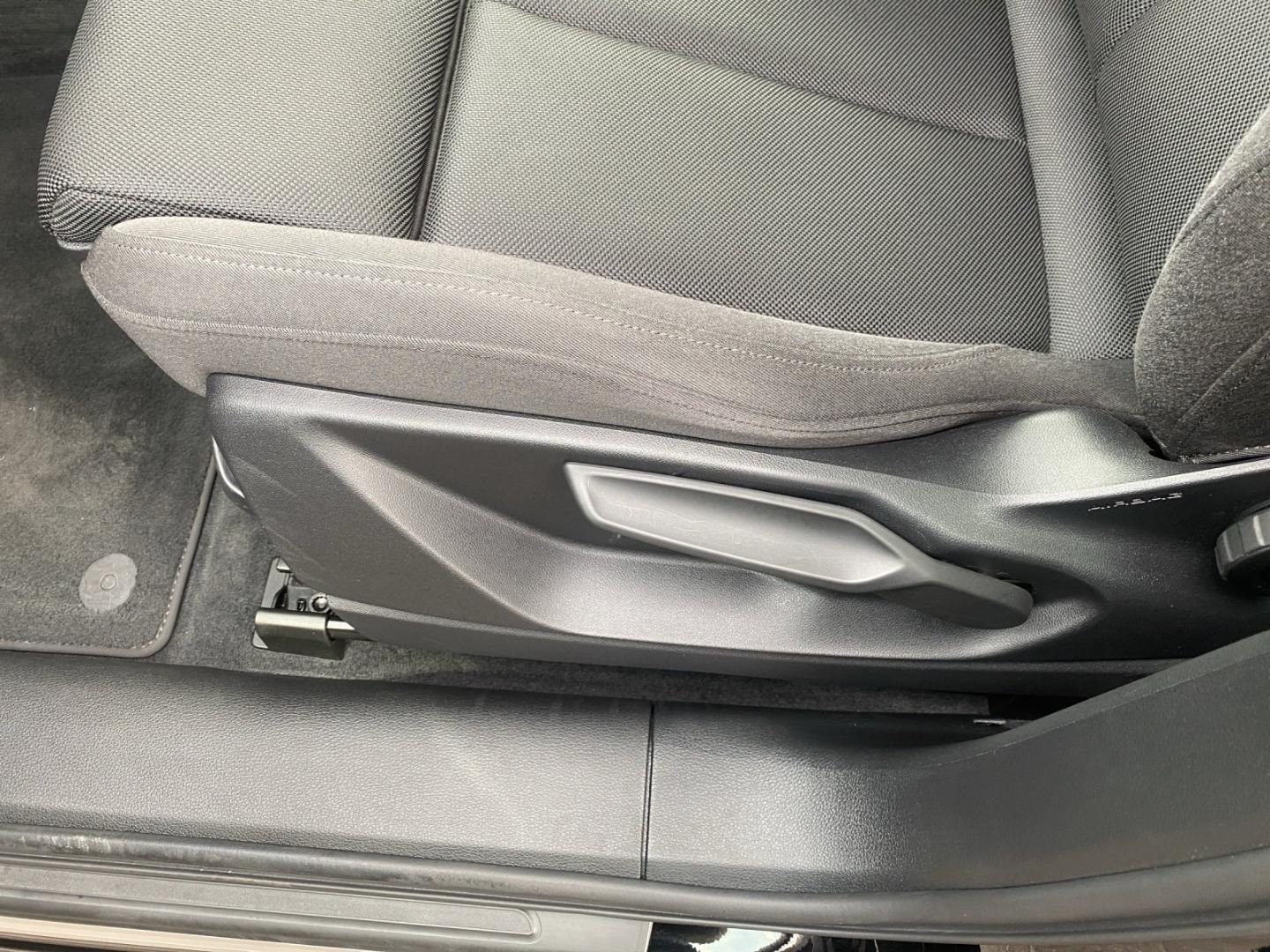 Bild über Audi Q5 TFSI e 50 TFSI e quattro S tronic - für weitere Informationen kontaktieren Sie den Audi Partner