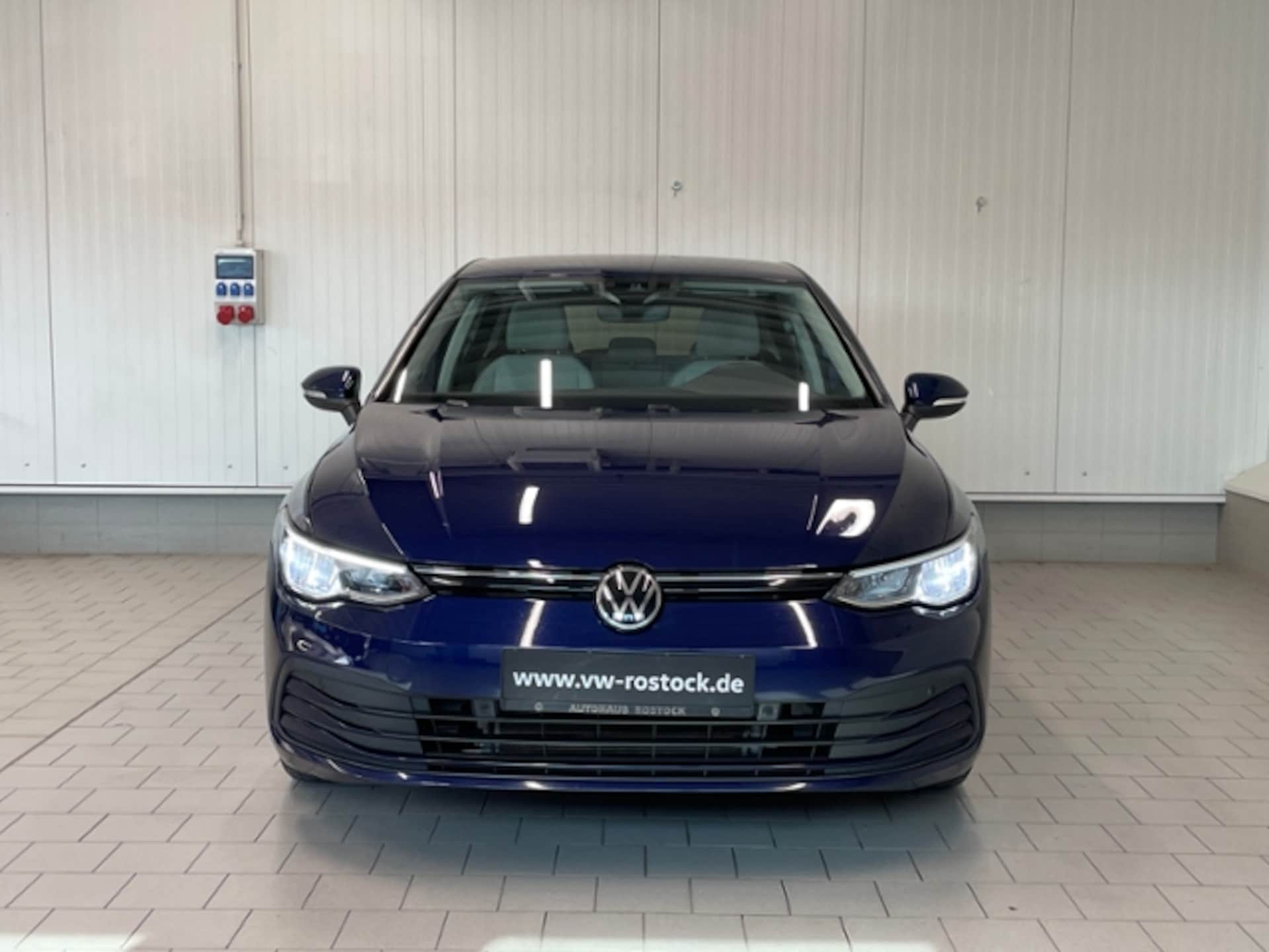 Volkswagen Golf Life