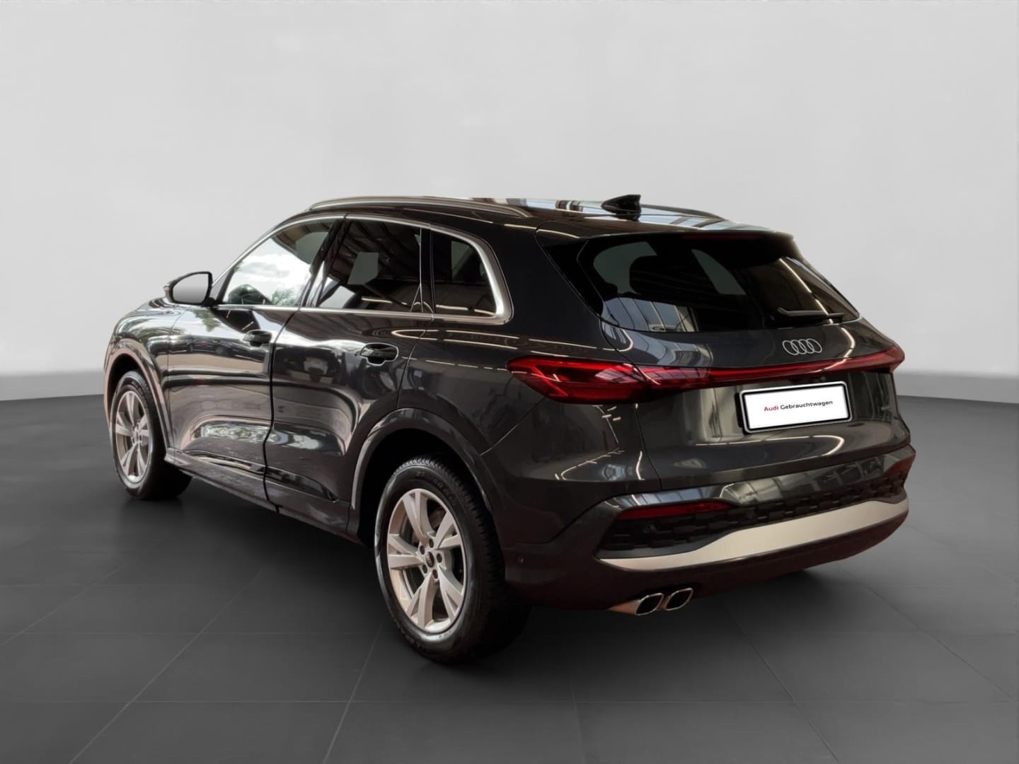 Bild über Audi Q5 SUV TDI quattro 150 kW S tronic - für weitere Informationen kontaktieren Sie den Audi Partner