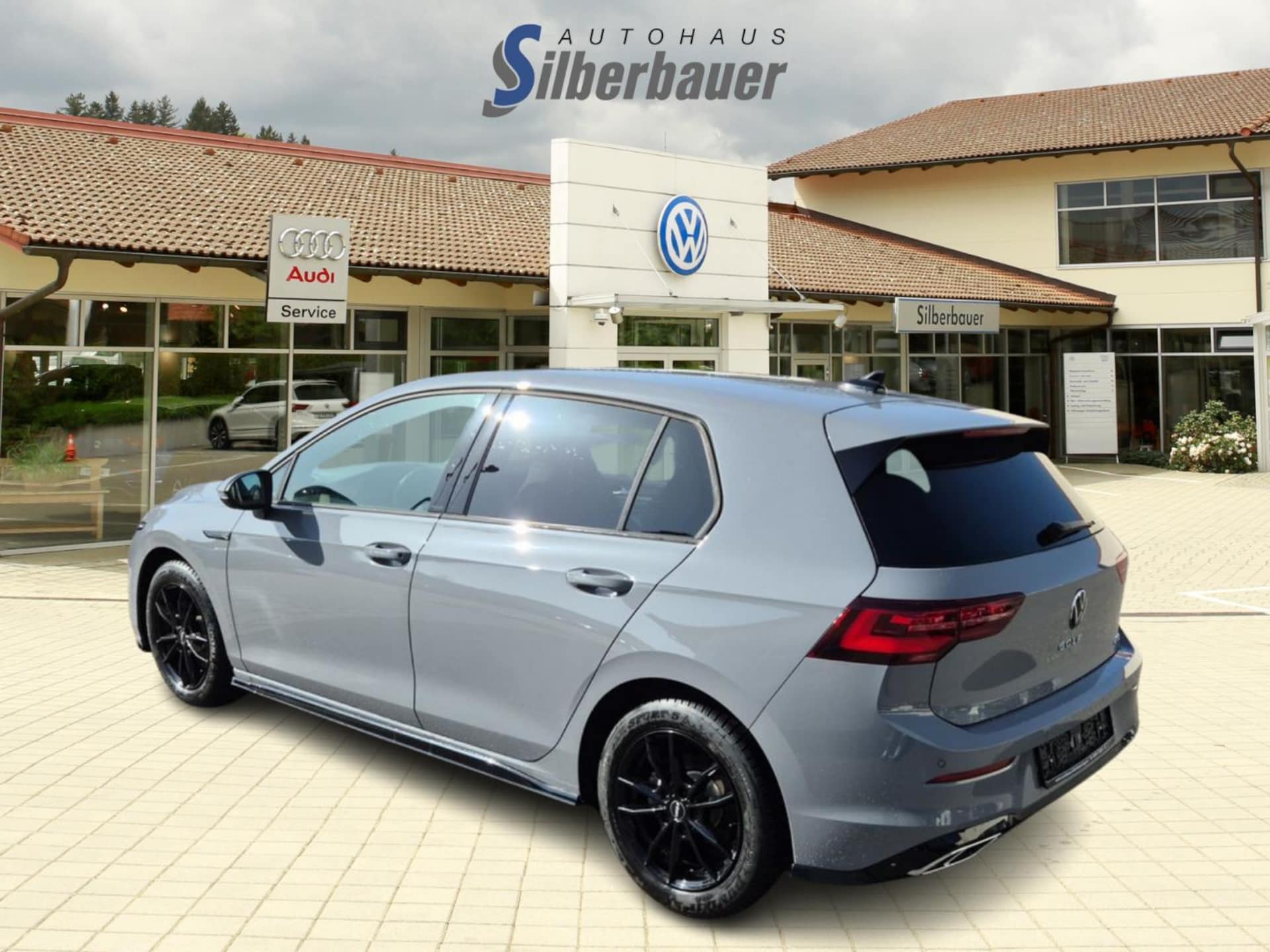 Volkswagen Golf R-Line