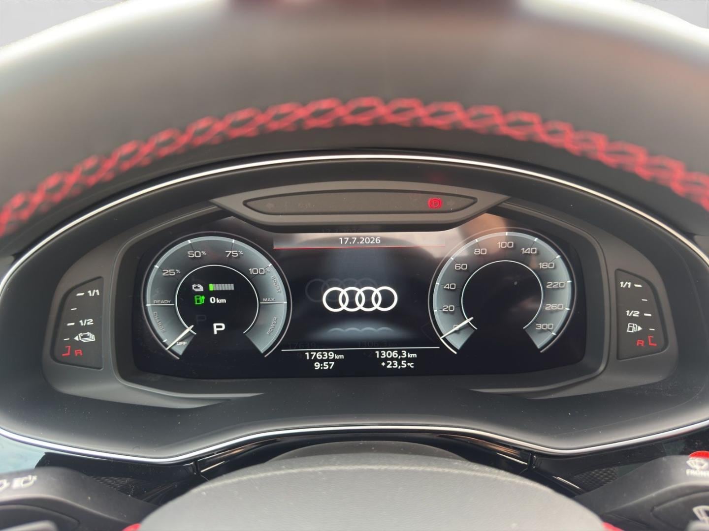 Bild über Audi Q7 SUV TFSI e S line business TFSI e quattro 360 kW tiptronic - für weitere Informationen kontaktieren Sie den Audi Partner