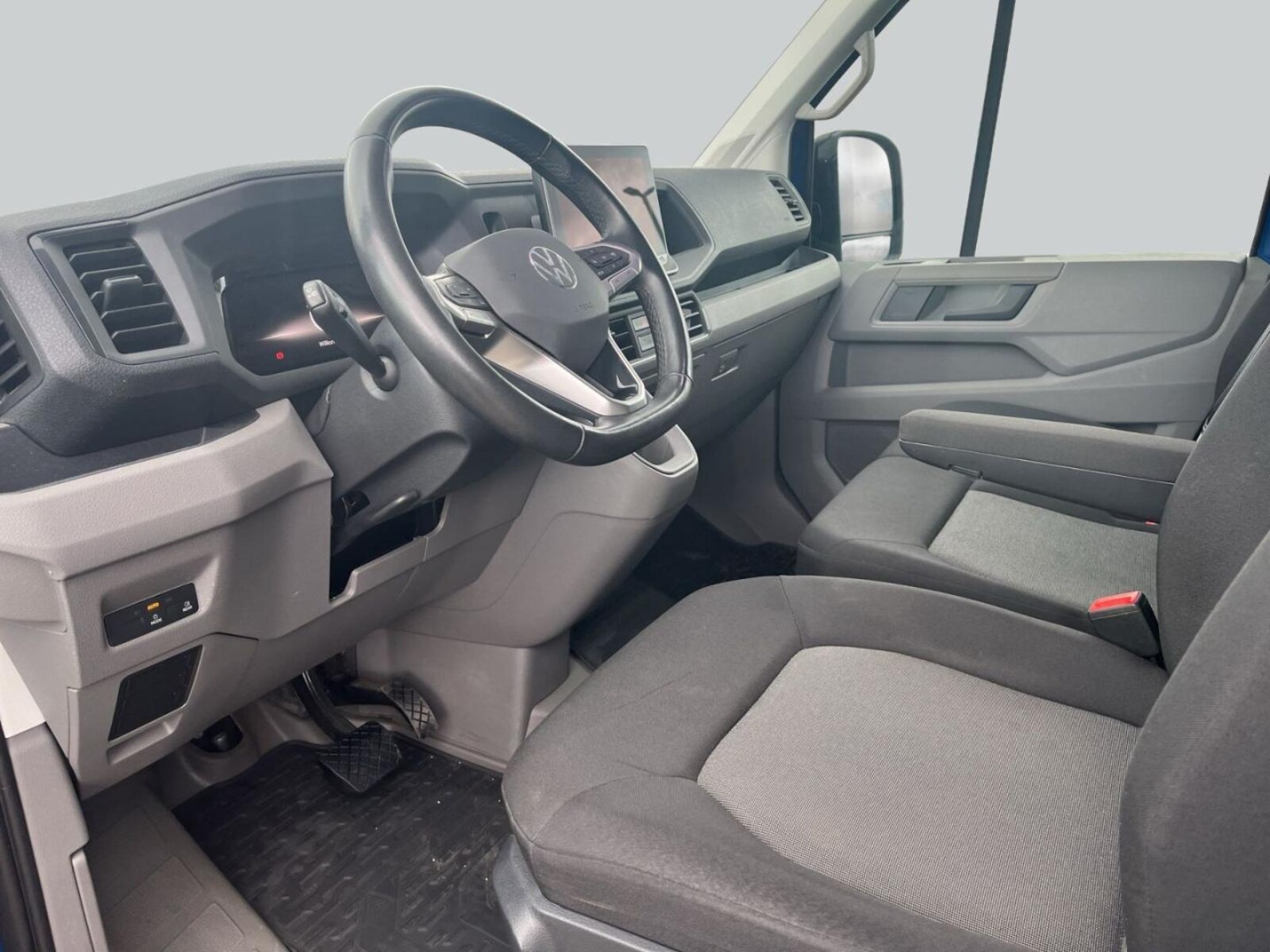 Volkswagen Crafter Kasten mittlerer Radstand – Bild 9