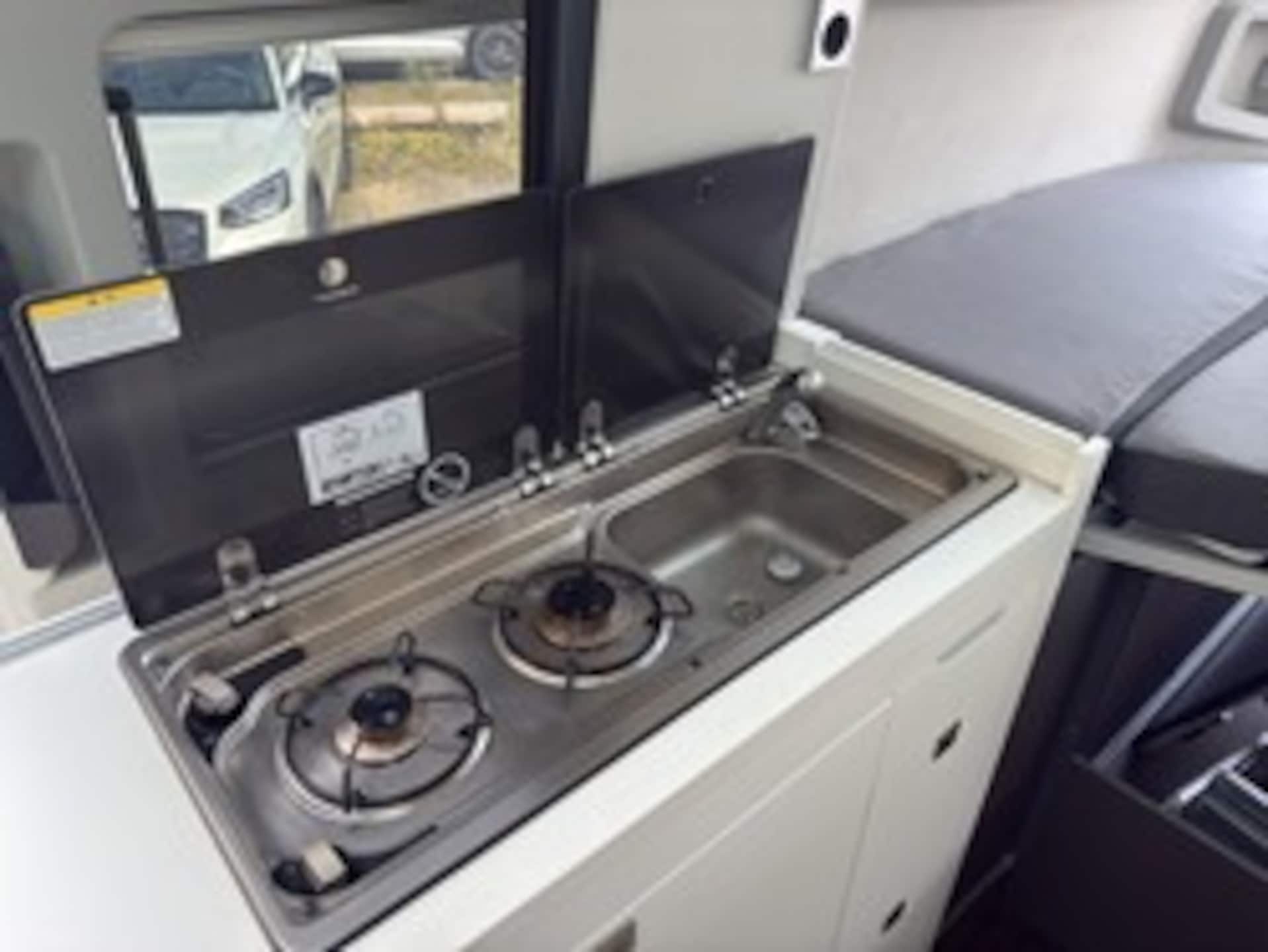 Volkswagen Grand California 600