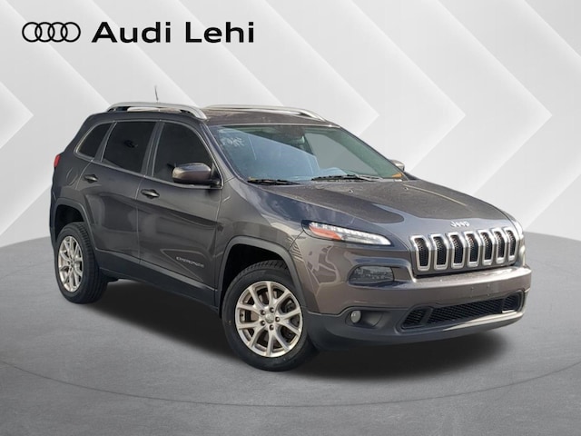 Photo of 2016 Jeep Cherokee