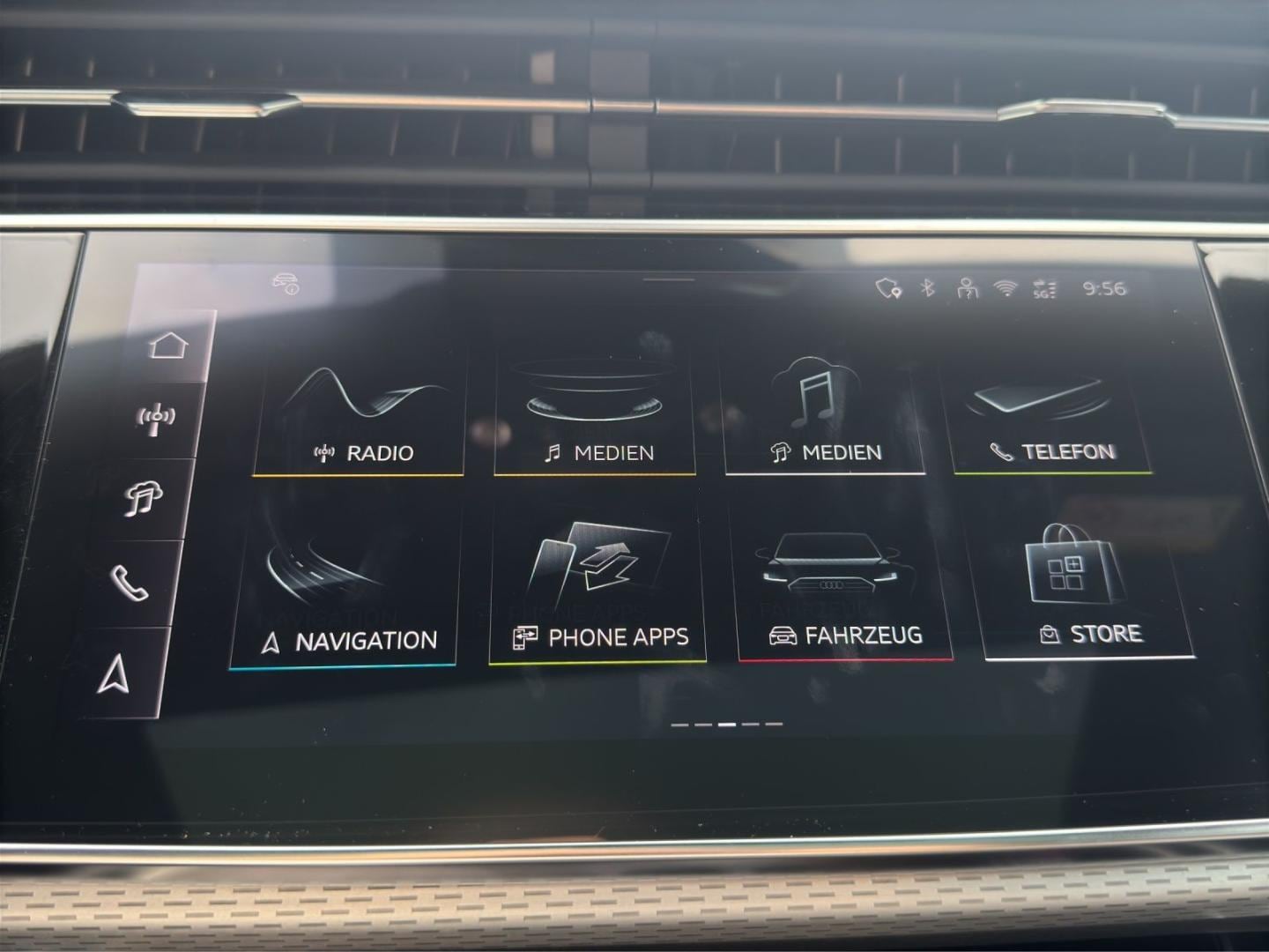 Bild über Audi Q7 SUV TFSI e S line business TFSI e quattro 360 kW tiptronic - für weitere Informationen kontaktieren Sie den Audi Partner