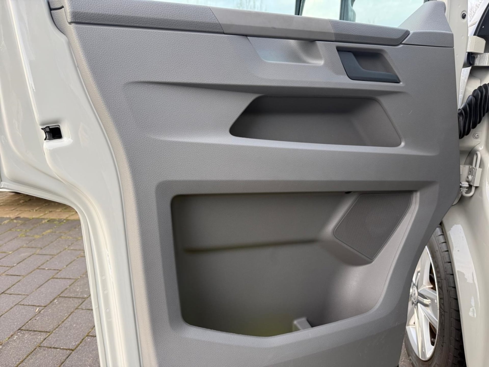 Volkswagen T6.1 Transporter Pritschenwagen Einzelkabine