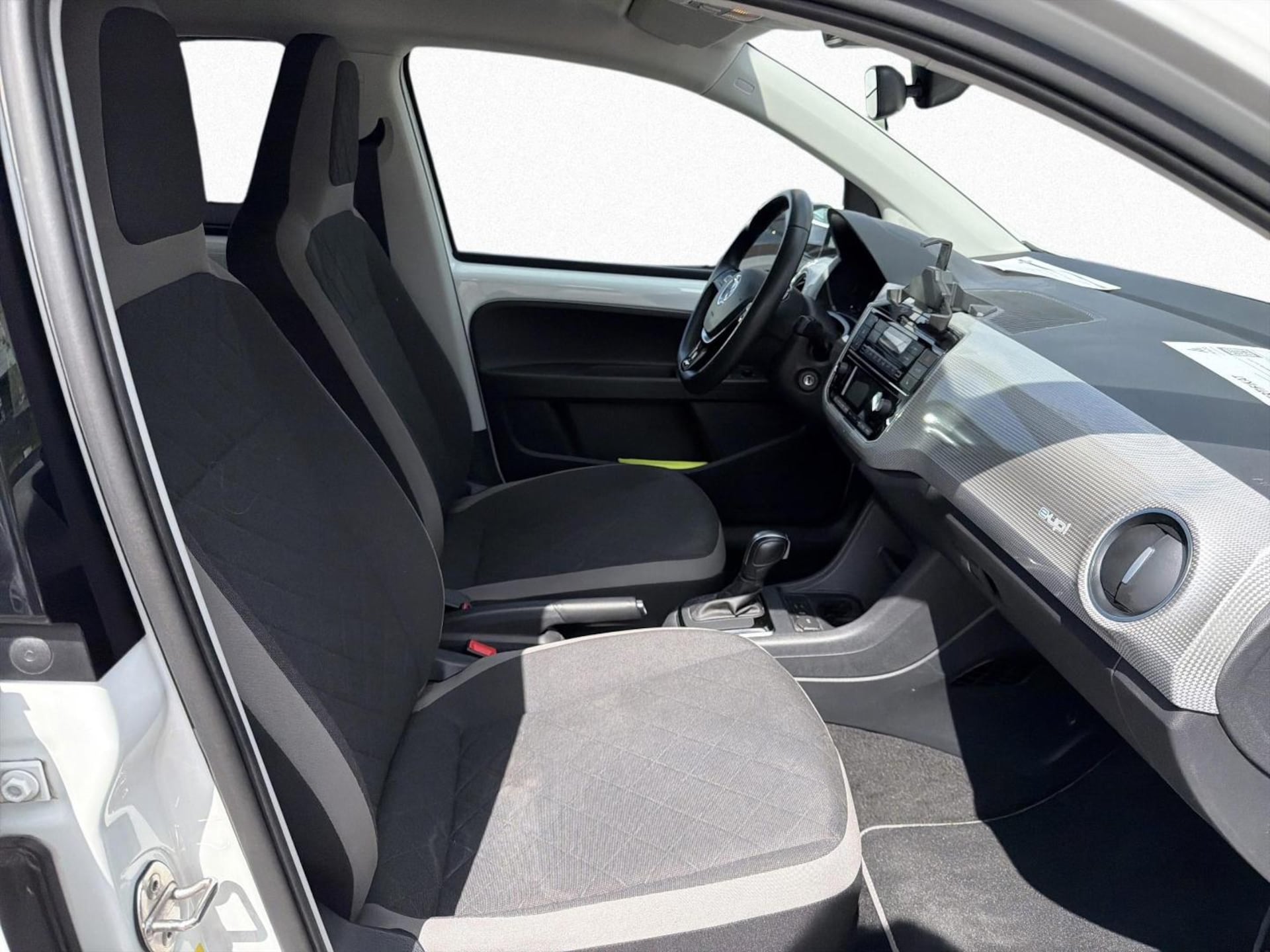 Volkswagen e-up! Style "Plus"