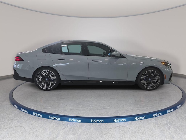 2024 BMW i5