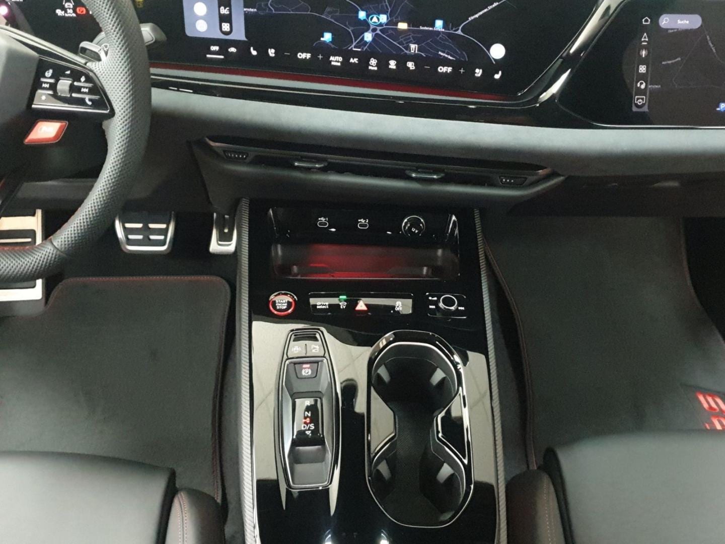 Bild über Audi RS 5 Limousine TFSI quattro 470 kW tiptronic - für weitere Informationen kontaktieren Sie den Audi Partner