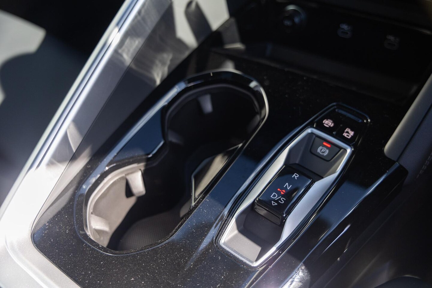 Image about Audi Q5 SUV e-hybrid quattro S tronic
