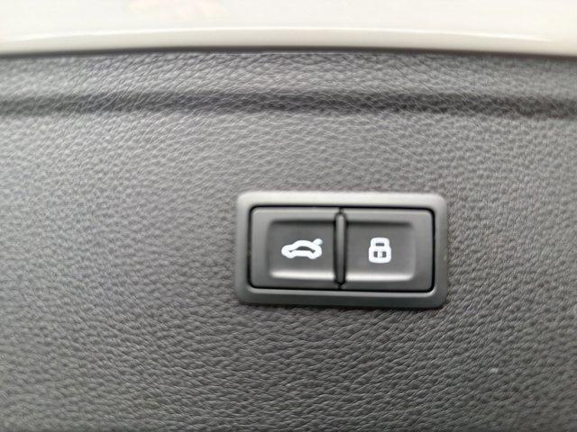 2023 Audi Q5 Premium Plus - Photo 18