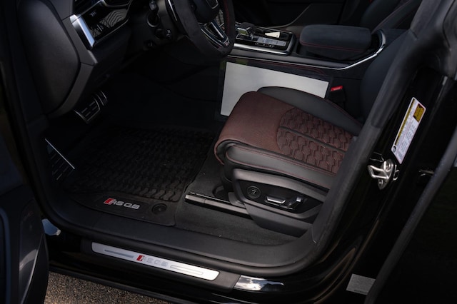 2026 Audi RS Q8 Base - Photo 42