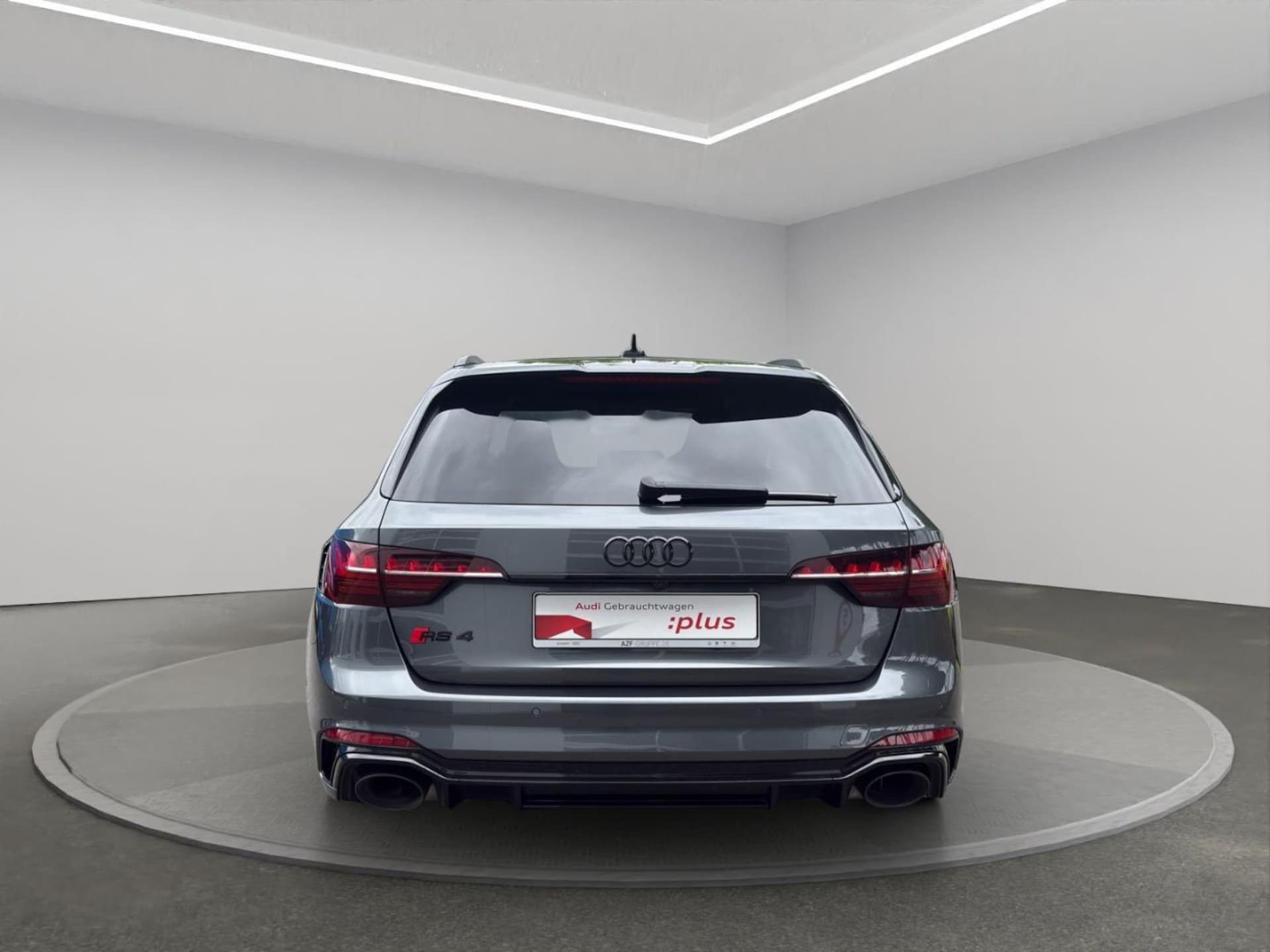Audi RS 4 Avant