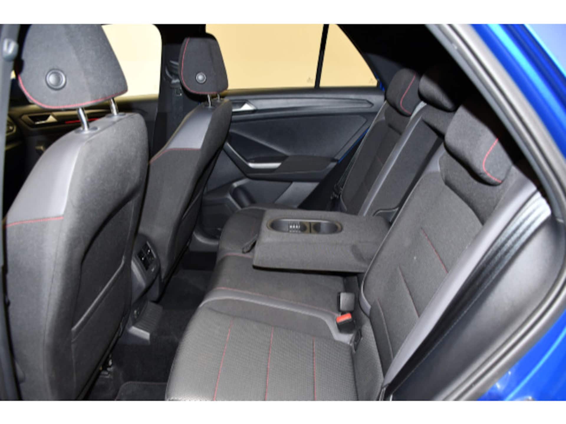 Volkswagen T-Roc Sport