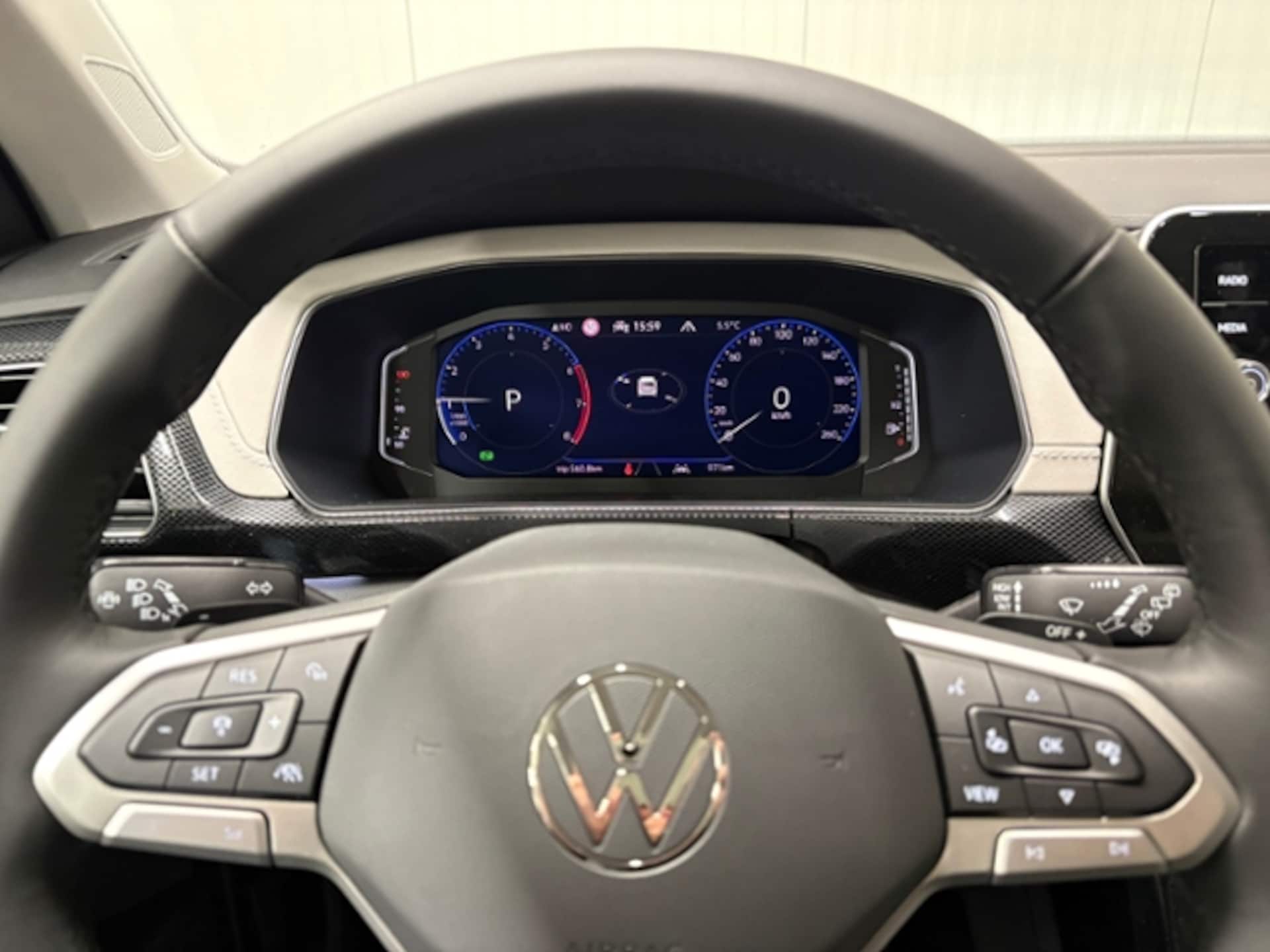 Volkswagen T-Cross Style