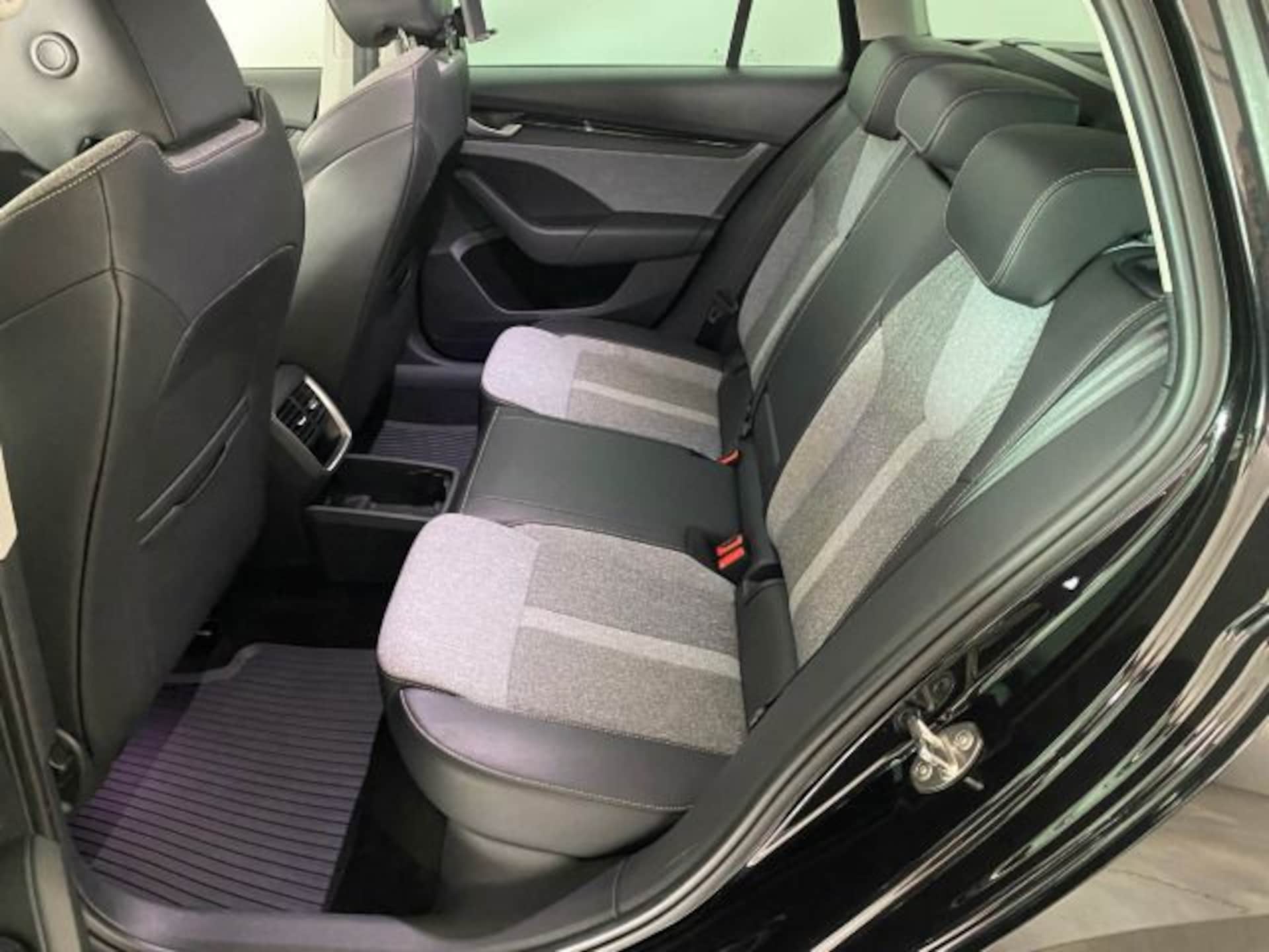 Skoda Octavia Combi Selection