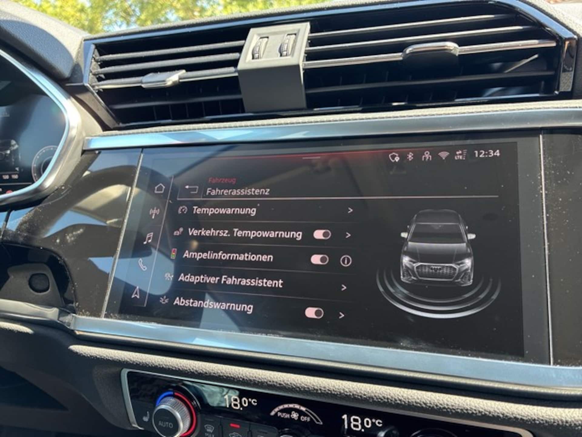 Audi Q3 Sportback S line