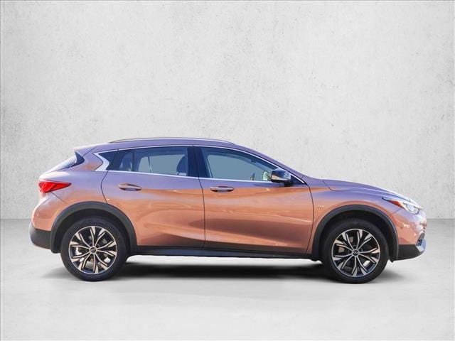 2019 INFINITI QX30 - Image 4