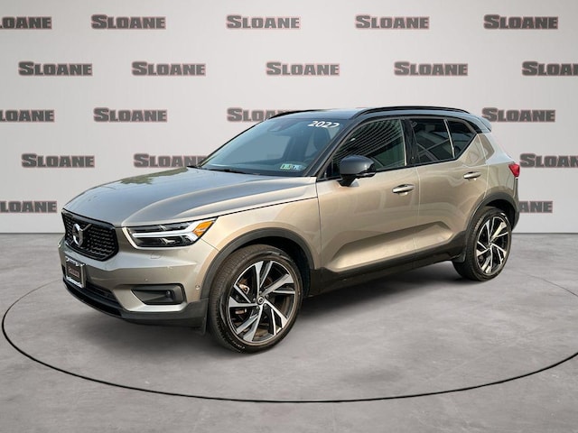 Photo of 2022 Volvo XC40