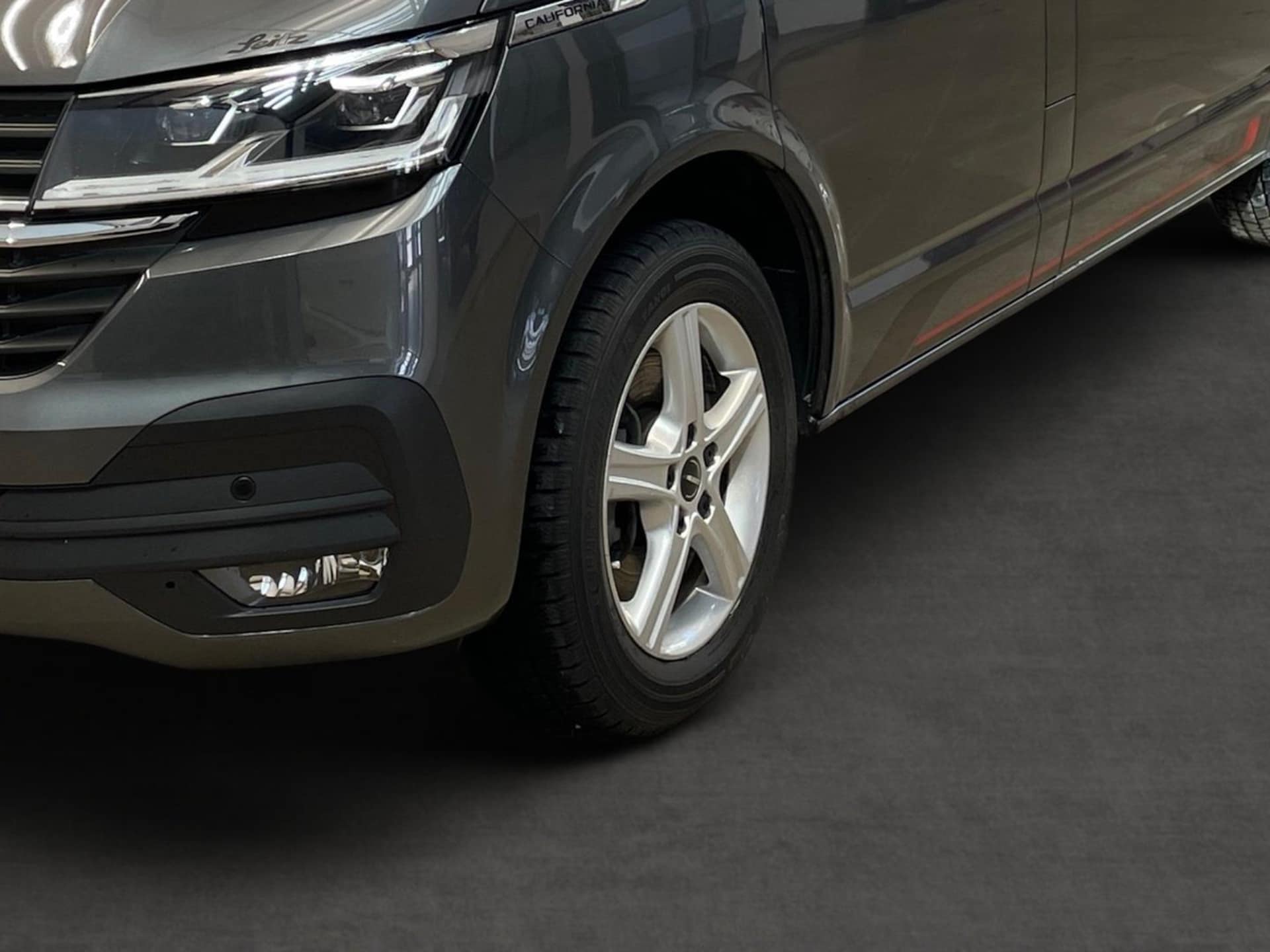Volkswagen T6.1 California Ocean