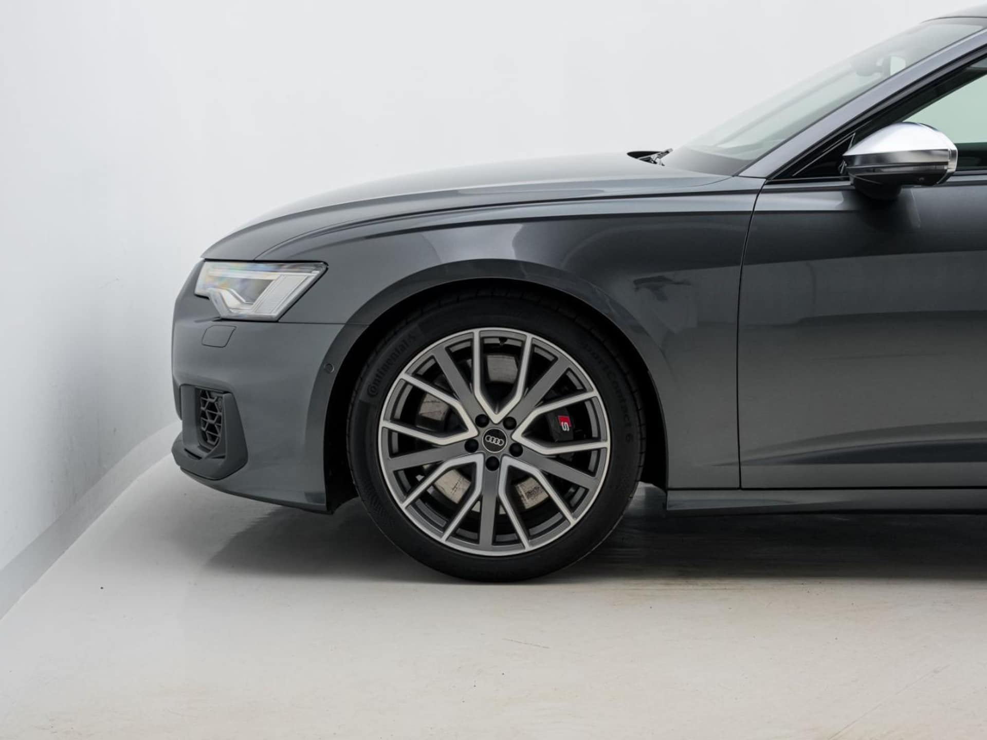 Audi S6 Avant