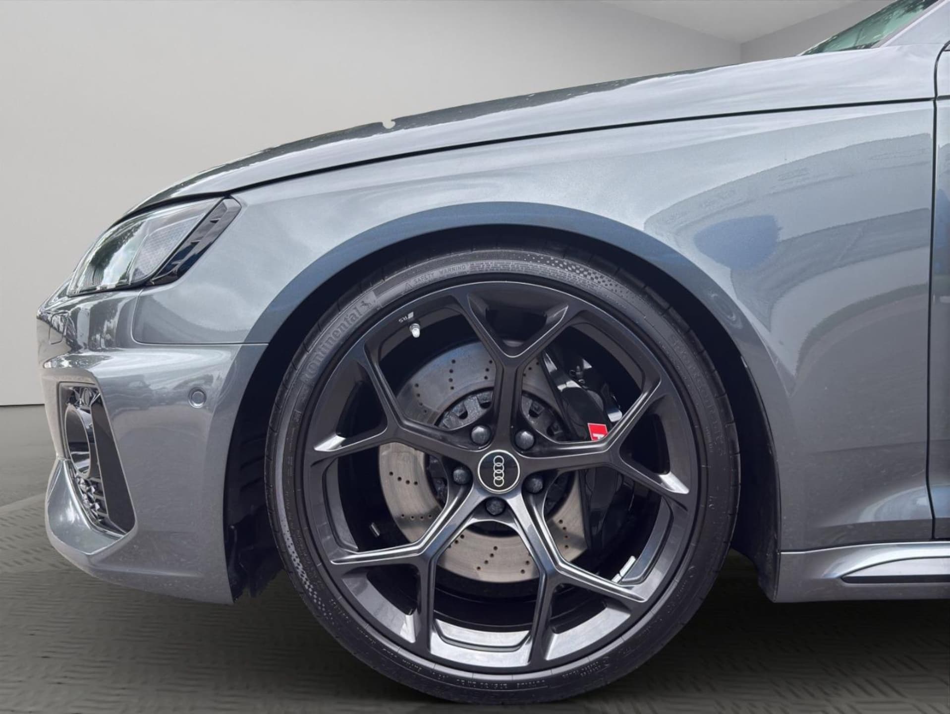 Audi RS 4 Avant