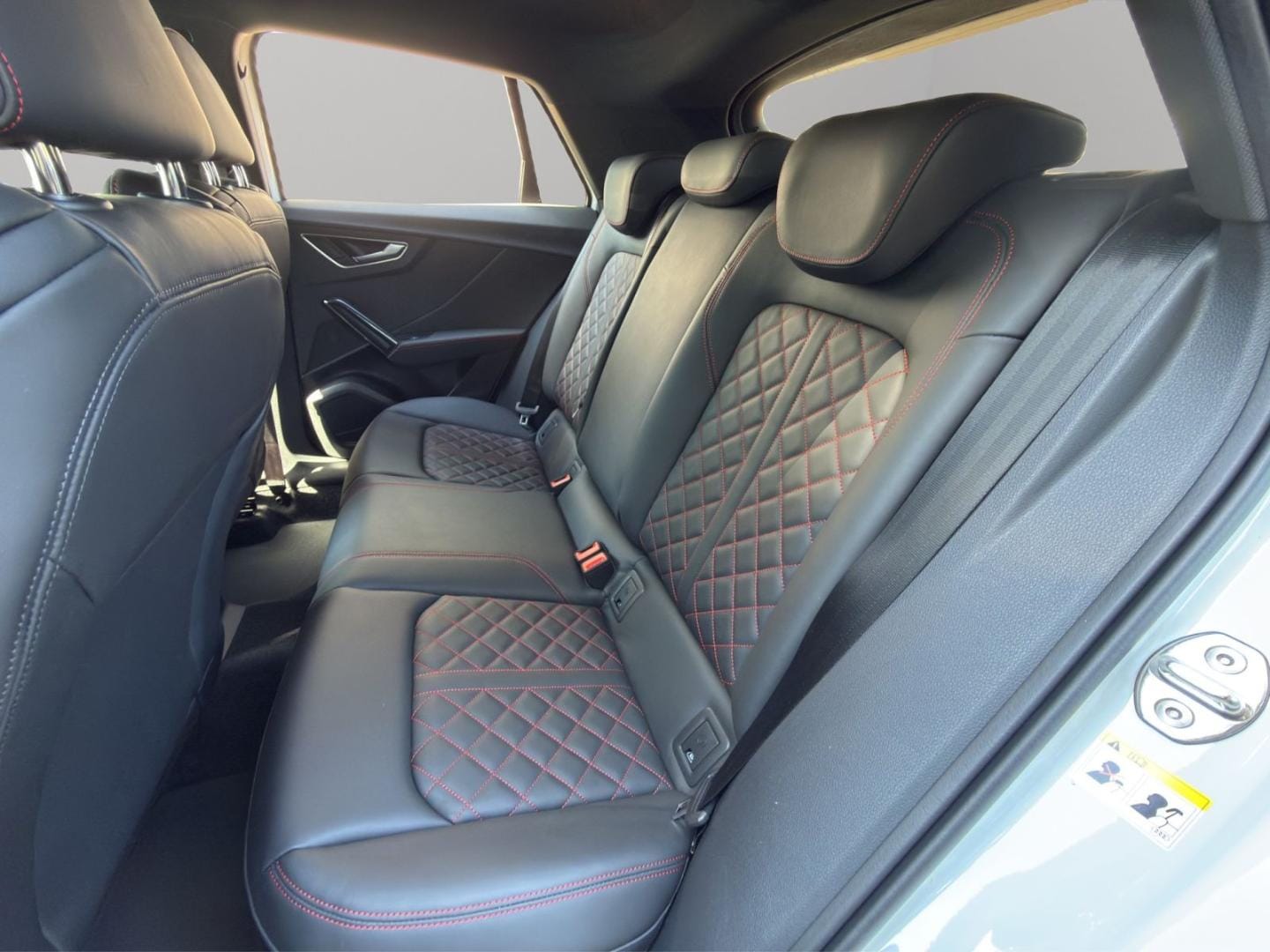 Bild über Audi Q2 S line 35 TFSI S tronic - für weitere Informationen kontaktieren Sie den Audi Partner