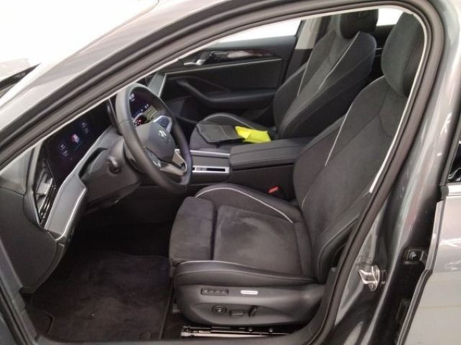 Volkswagen Passat – Bild 4