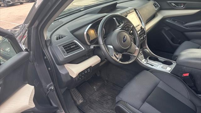 Used 2022 Subaru Ascent Premium with VIN 4S4WMAED2N3421560 for sale in Minneapolis, Minnesota