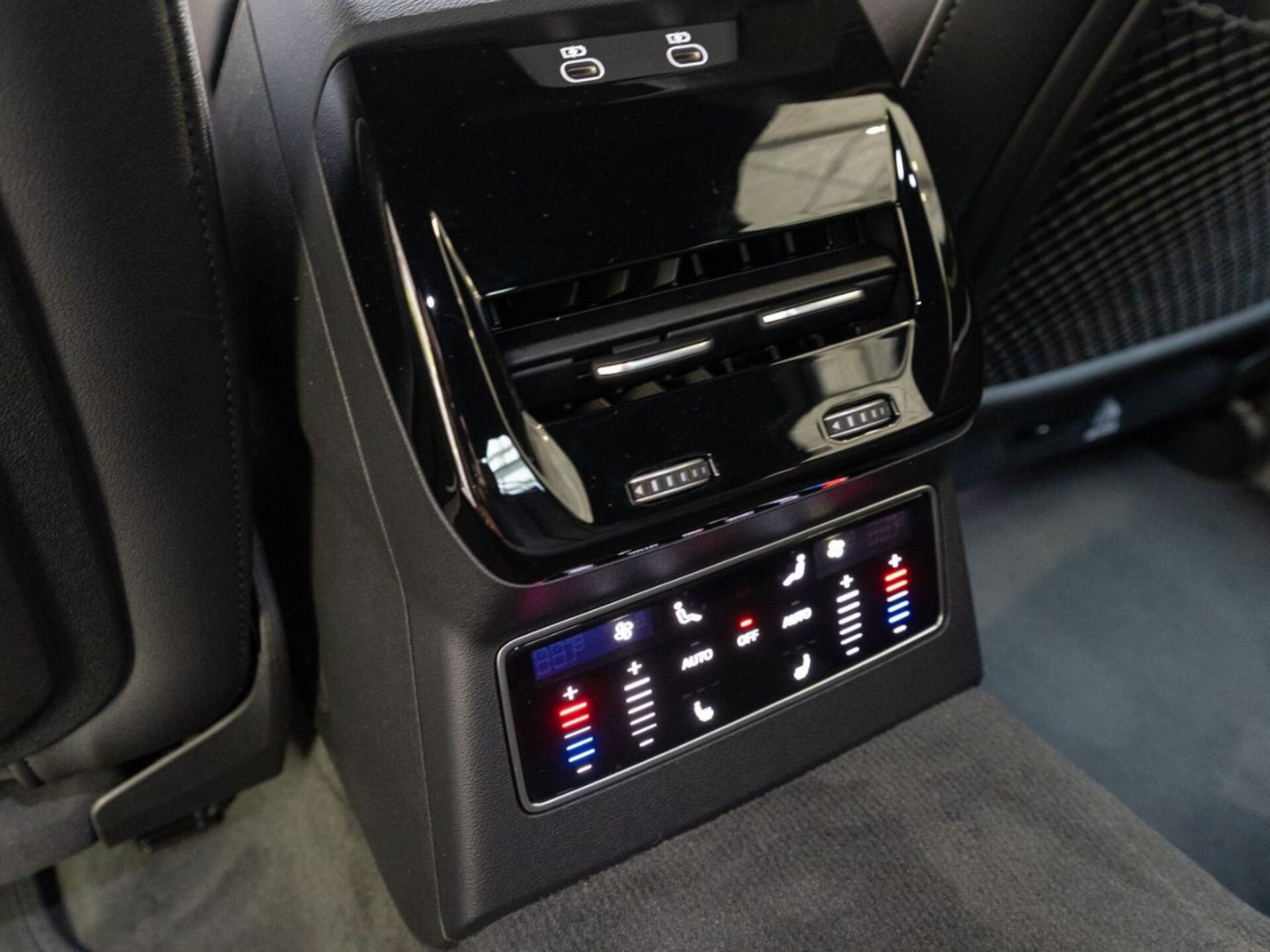 Audi A6 Limousine edition one