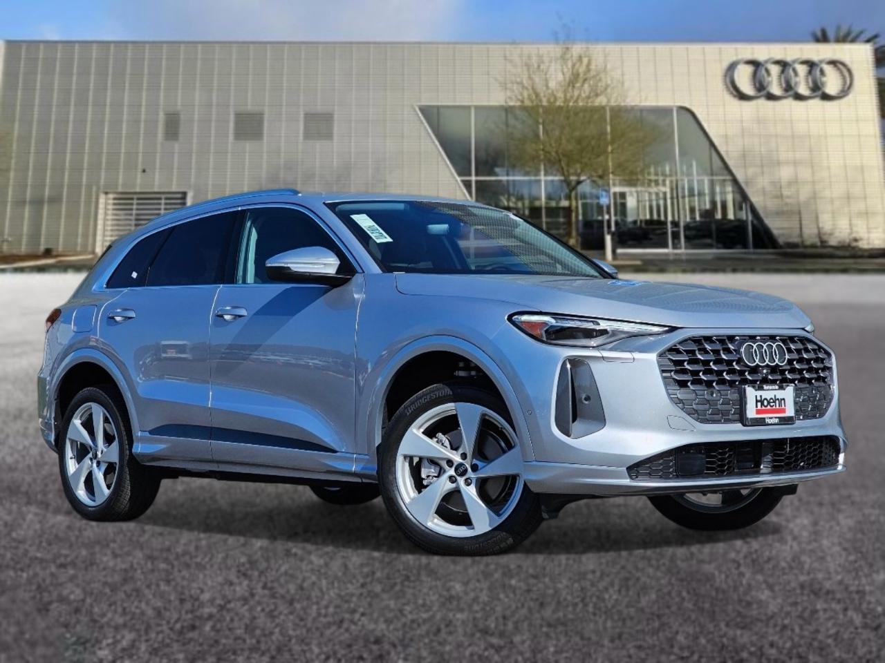 2026 Audi Q5 Premium Plus quattro's photo