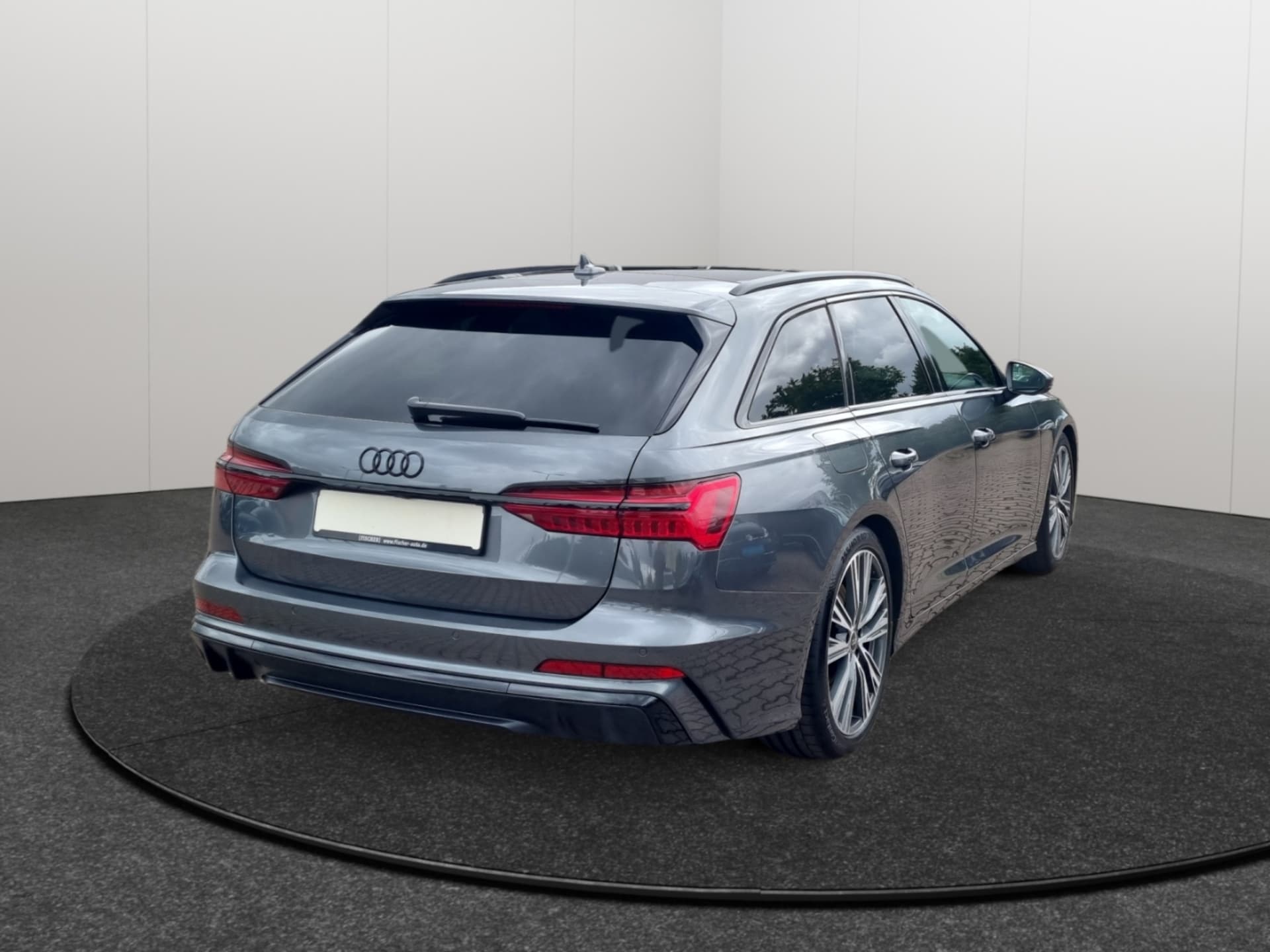 Audi S6 Avant