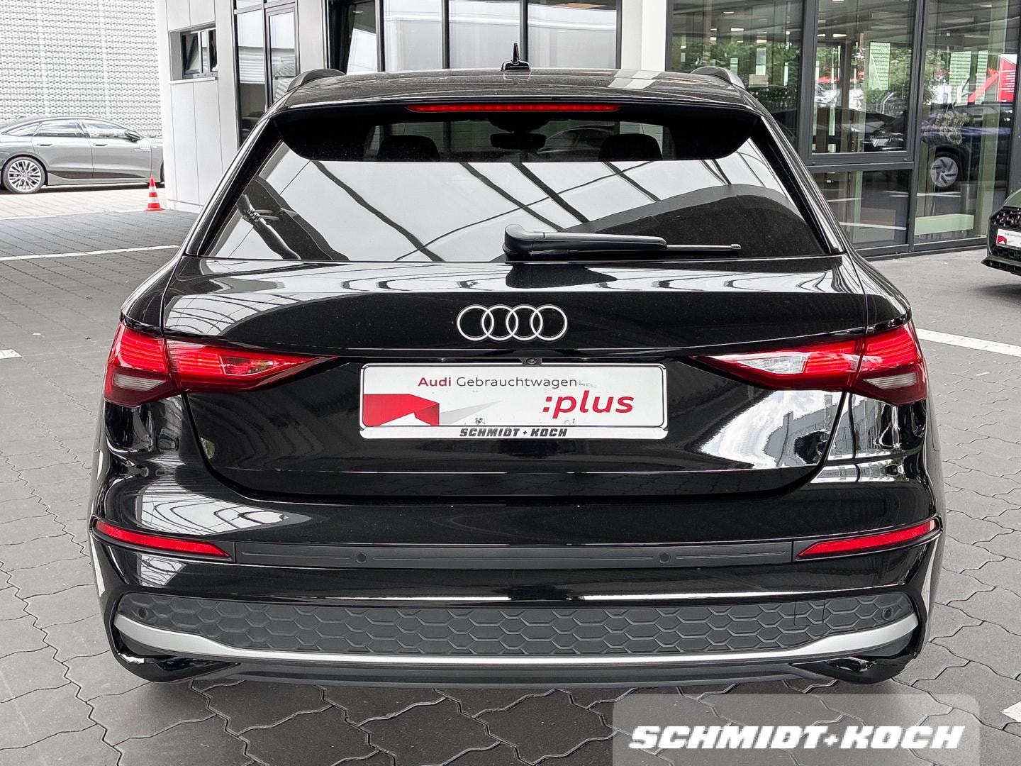 Bild über Audi A3 Sportback advanced 30 TFSI S tronic - für weitere Informationen kontaktieren Sie den Audi Partner