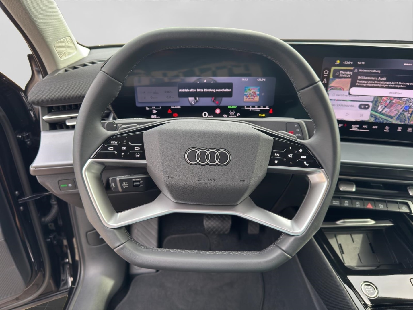 Bild über Audi Q3 SUV TFSI 110 kW S tronic - für weitere Informationen kontaktieren Sie den Audi Partner