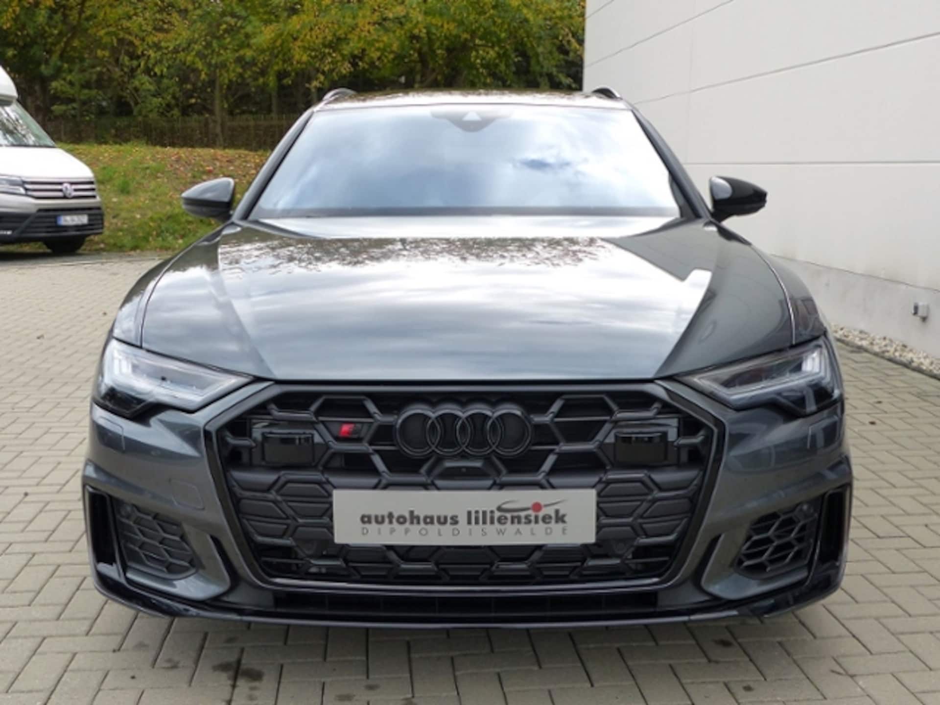 Audi S6 Avant