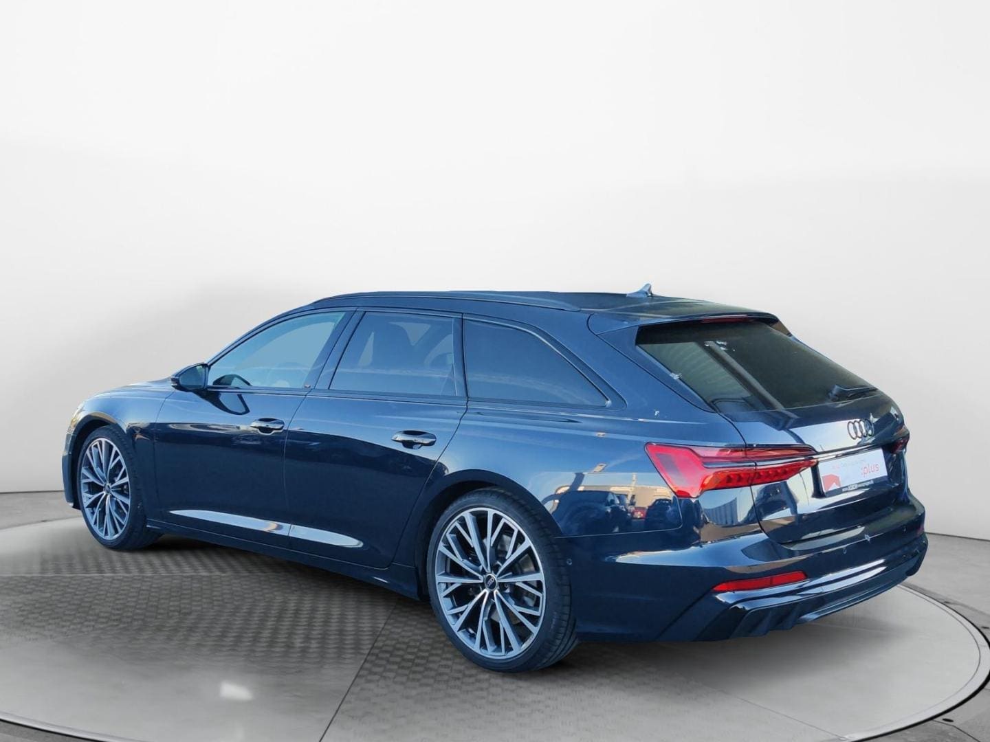 Bild über Audi S6 Avant TDI quattro tiptronic - für weitere Informationen kontaktieren Sie den Audi Partner