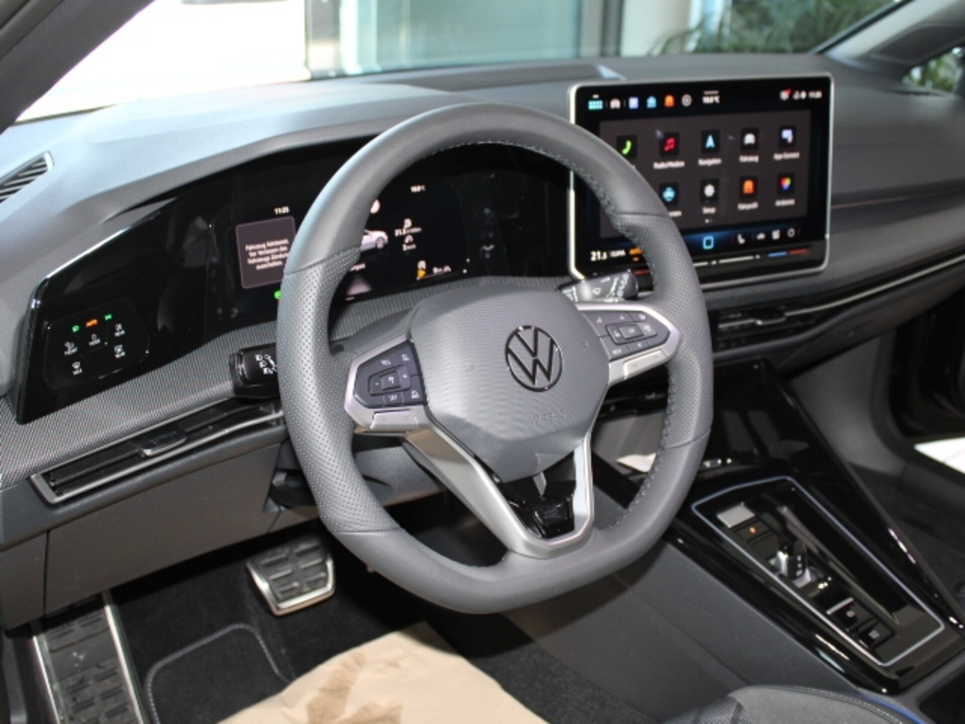 Volkswagen Golf Variant R-Line