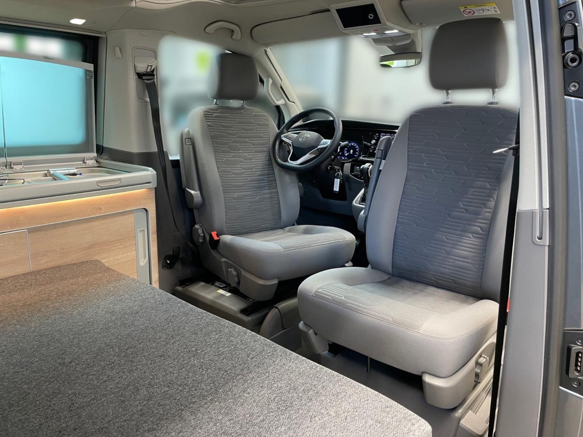 Volkswagen T6.1 California Ocean