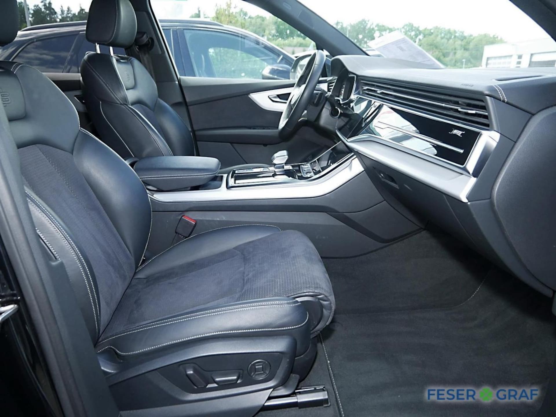 Audi Q7 SUV TFSI e S line