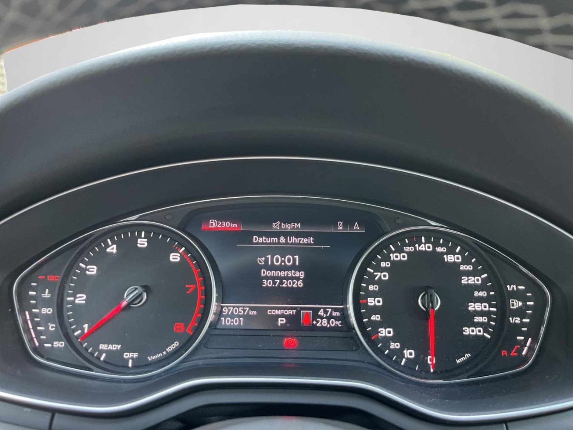 Audi A4 Avant S line