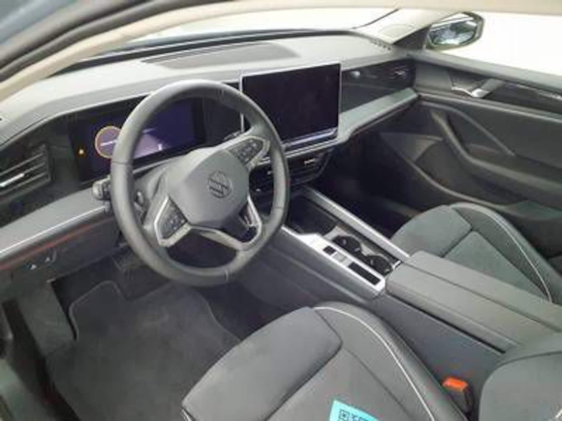 Volkswagen Passat Business